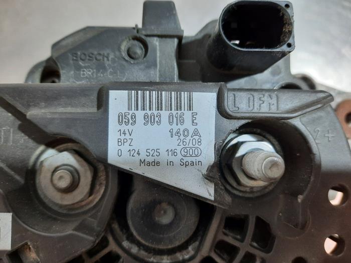 Dynamo van een Audi A5 (8T3) 3.0 TDI V6 24V Quattro 2008