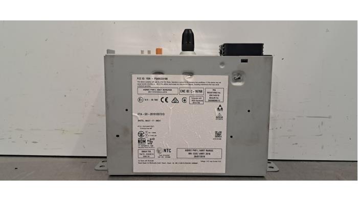 Module radio Peugeot 208