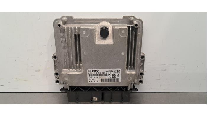 Ordinateur gestion moteur Peugeot 208