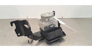 Gebruikte ABS Pomp Peugeot 208 II (UB/UH/UP) 1.2 Vti 12V PureTech 100 Prijs € 181,50 Inclusief btw aangeboden door Autohandel Didier