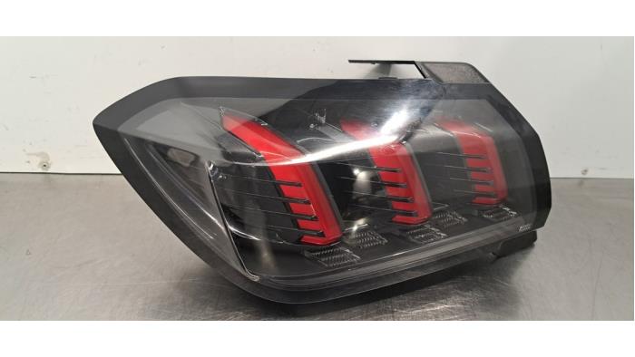 Feu arrière gauche Peugeot 208