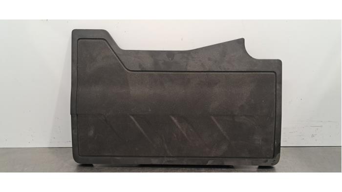 Plaque de protection moteur Peugeot 208