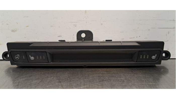 Commutateur chauffage siège Mazda CX-3