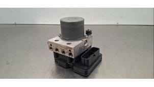 Gebruikte ABS Pomp Opel Movano 2.2 D 165 Prijs € 181,50 Inclusief btw aangeboden door Autohandel Didier