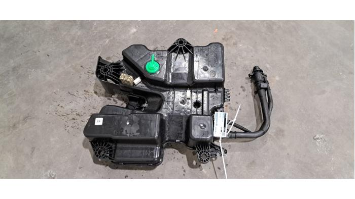 Réservoir Adblue Citroen Jumpy