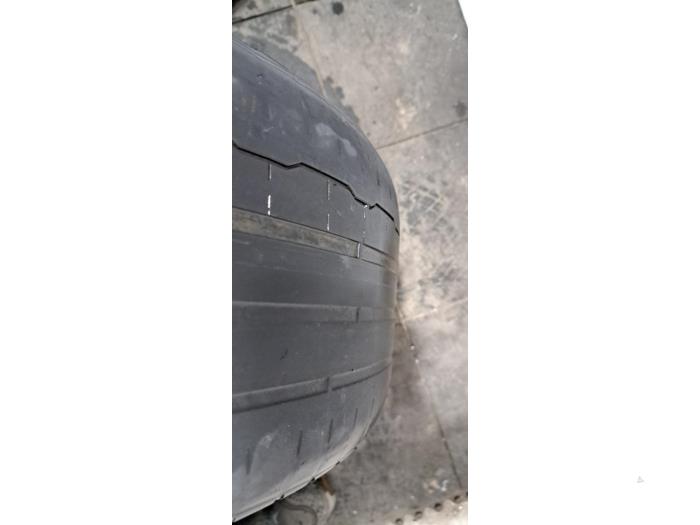 Velgen set + banden van een Audi A3 Sportback (8YA) 2.0 35 TDI 16V 2023