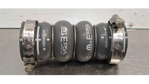 Gebruikte Intercooler Slang Peugeot 208 II (UB/UH/UP) 1.2 Vti 12V PureTech 100 Prijs € 24,20 Inclusief btw aangeboden door Autohandel Didier