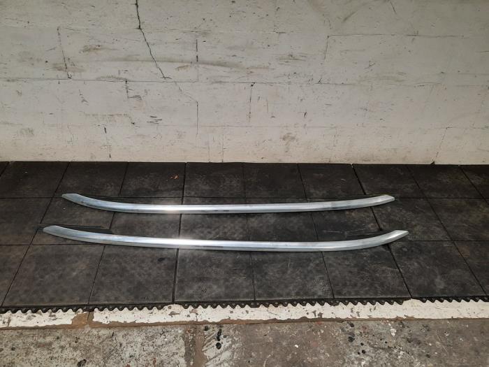 Kit rails de toit MG ZS