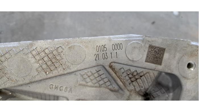 Subframe van een Land Rover Range Rover Evoque (LVJ/LVS) 2.0 D 180 16V 2021