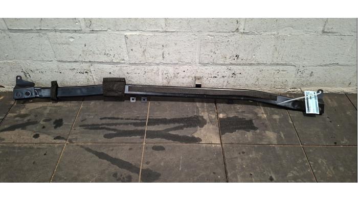 Support partie avant Landrover Evoque