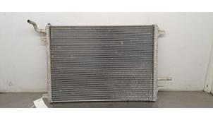 Gebruikte Radiateur Landrover Range Rover Evoque (LVJ/LVS) 2.0 D 180 16V 5-drs. Prijs € 181,50 Inclusief btw aangeboden door Autohandel Didier