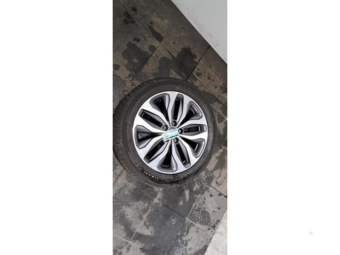 Jante + pneu d'hiver Renault Talisman