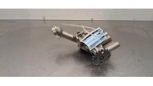 Gebruikte Oliepomp Renault Clio IV (5R) 1.5 dCi 90 FAP Prijs € 42,35 Inclusief btw aangeboden door Autohandel Didier