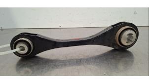 Gebruikte Draagarm links-achter BMW 4 serie (G22) 420i 2.0 TwinPower Turbo 16V Prijs € 54,45 Inclusief btw aangeboden door Autohandel Didier
