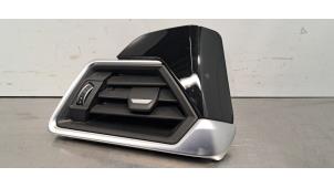 Gebruikte Luchtrooster Dashboard BMW 3 serie Touring (G21) 318i 2.0 TwinPower Turbo 16V Prijs € 36,30 Inclusief btw aangeboden door Autohandel Didier