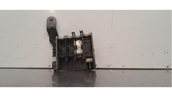 Boîte à fusibles BMW X3