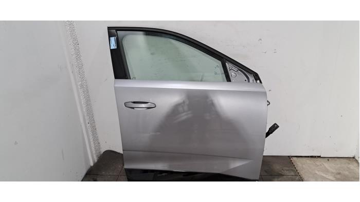 Portière 4portes avant droite Peugeot 3008