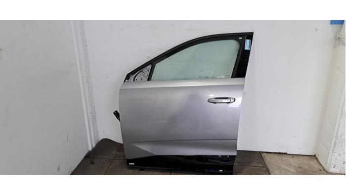 Portière 4portes avant gauche Peugeot 3008