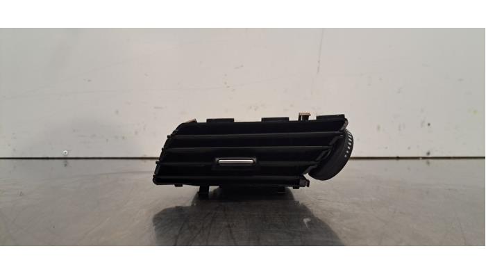 Grille aération tableau de bord BMW 2-Série