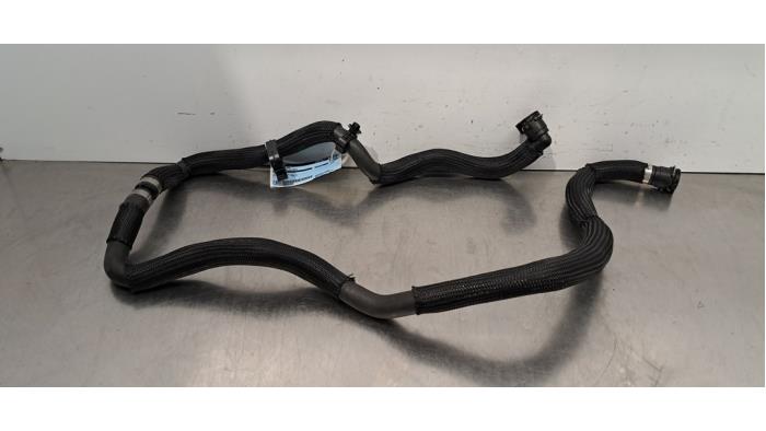 Tuyau radiateur Peugeot 5008