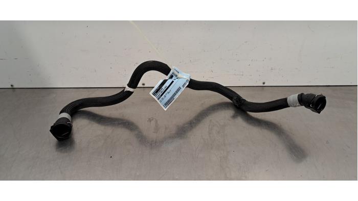 Tuyau radiateur Peugeot 5008