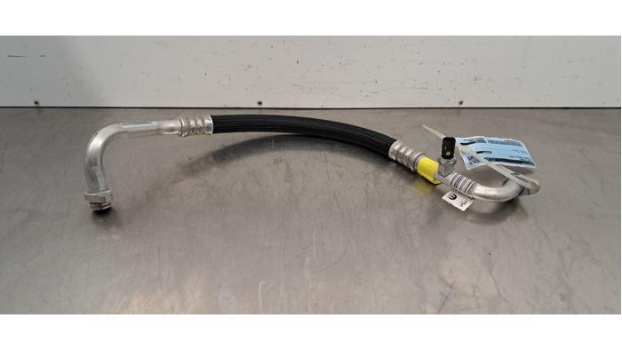 Tuyau clim Peugeot 5008