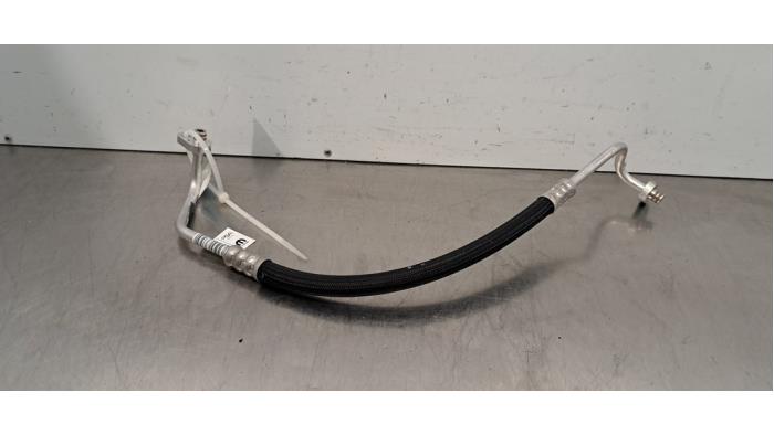 Tuyau clim Peugeot 5008