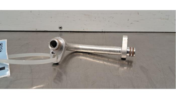 Tuyau clim Peugeot 5008