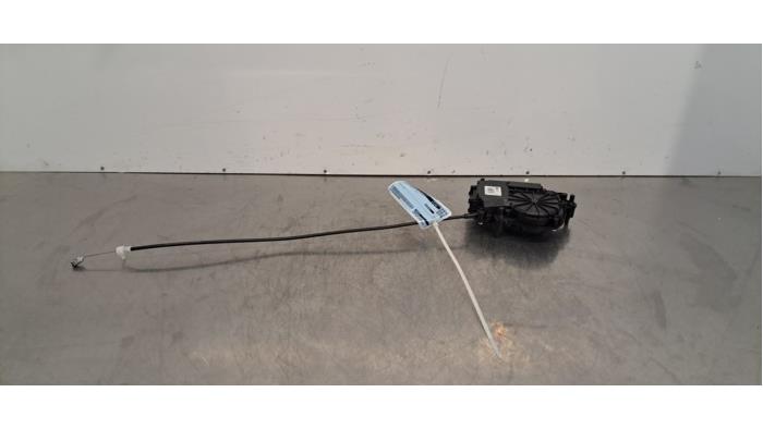 Moteur fermeture auxiliaire hayon BMW 3-Série