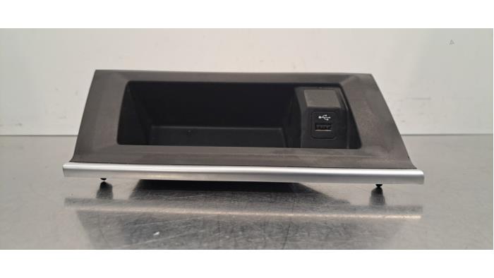 Connexion USB BMW 2-Série