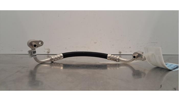 Tuyau clim Peugeot 5008