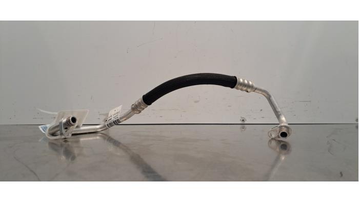 Tuyau clim Peugeot 5008