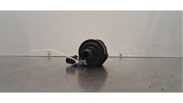 Pompe à eau supplémentaire Peugeot 5008