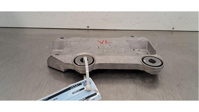 Support moteur Peugeot 5008