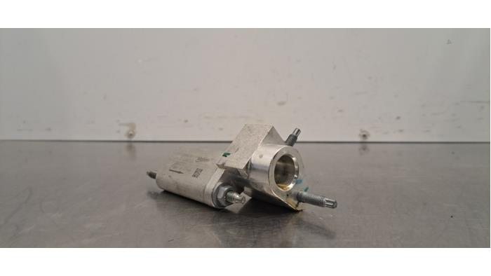 Valve d'expansion clim Peugeot 5008