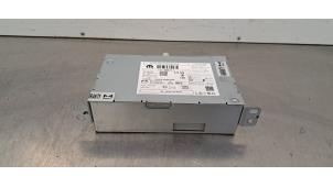 Gebruikte Radio module Peugeot 5008 III (KA/KB/KC) e-5008 73 kWh Prijs € 332,75 Inclusief btw aangeboden door Autohandel Didier