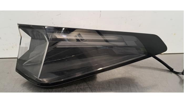 Feu arrière droit Peugeot 5008