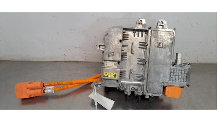 Régulateur de tension BMW I3