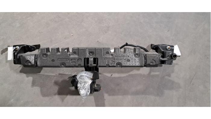 Crochet d'attelage Peugeot 5008