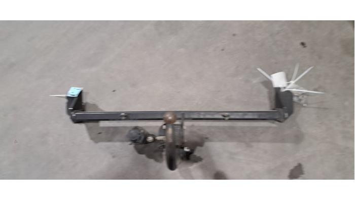 Crochet d'attelage BMW 2-Série