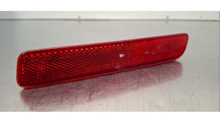 Hayon réflecteur droit Suzuki Swift