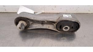 Gebruikte Versnellingsbak Steun BMW 1 serie (F40) 128ti 2.0 TwinPower 16V Prijs € 36,30 Inclusief btw aangeboden door Autohandel Didier