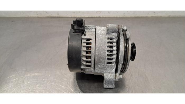 Dynamo van een BMW 1 serie (F40) 128ti 2.0 TwinPower 16V 2023