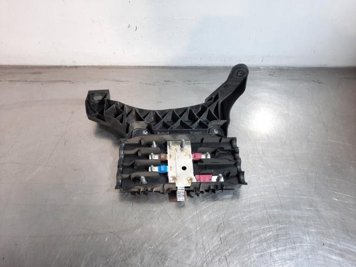 Borne de batterie Volkswagen Crafter