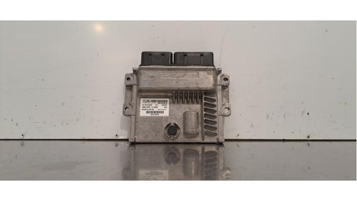 Ordinateur gestion moteur Peugeot Expert