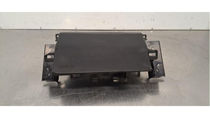 Airbag genou gauche Renault Alaskan