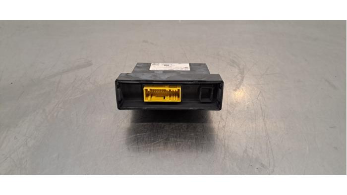 Ordinateur éclairage Peugeot 5008