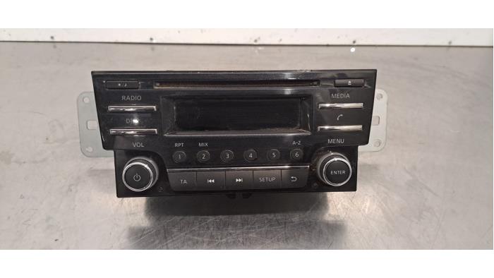 Radio Renault Alaskan