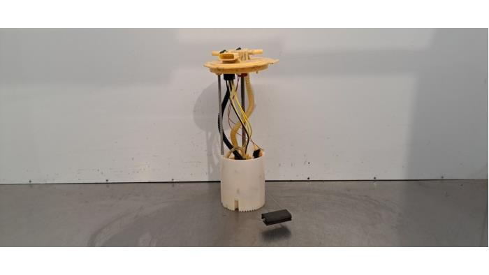 Pompe carburant électrique Renault Alaskan