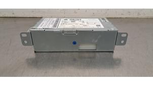 Gebruikte Radio module Peugeot 5008 III (KA/KB/KC) Prijs € 332,75 Inclusief btw aangeboden door Autohandel Didier